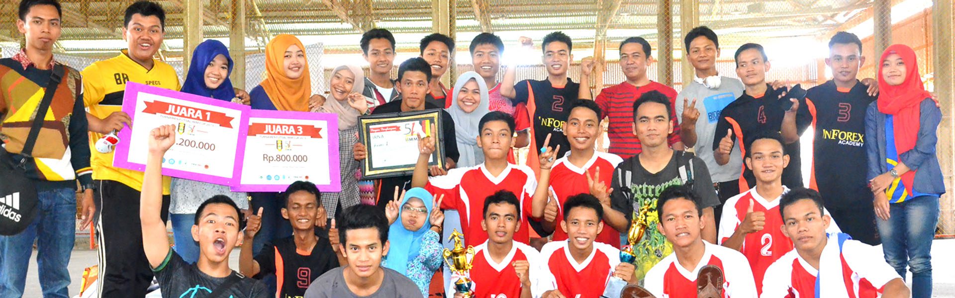 Tim Futsal Iain Pontianak Raih Juara I dan III pada Turnamen IMM Cup 2015