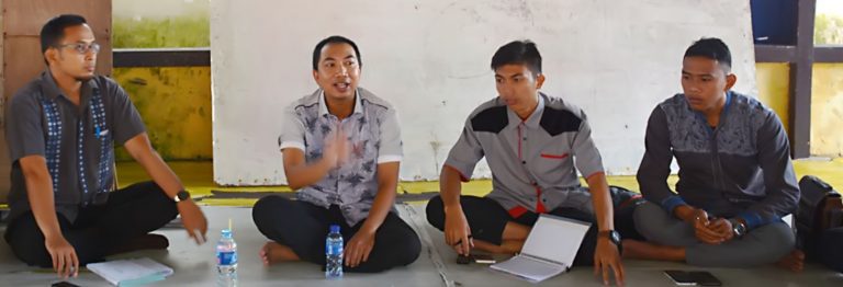 Tri Pusat Pendidikan dan Kearifan Lokal Ranah Penelitian Mahasiswa Jurusan PAI FTIK IAIN Pontianak