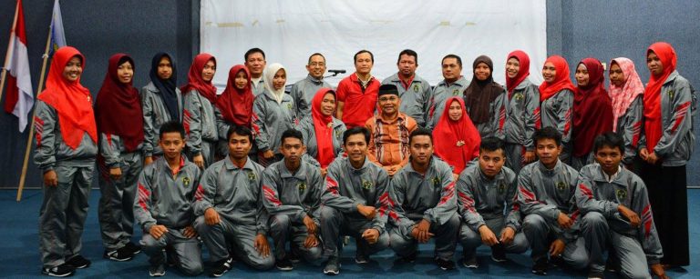 Rektor IAIN Pontianak Lepas 22 Atlet untuk Berlaga di PIONIR PTKI ke-VIII di UIN Ar-Raniry Banda Aceh