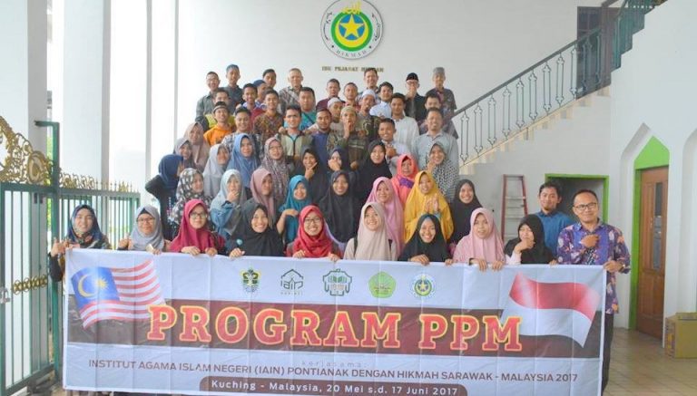 50 Mahasiswa PTKIN Sukses Lakukan Pengabdian pada Masyarakat di Sarawak-Malaysia