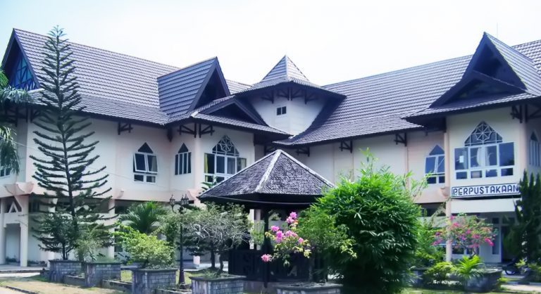 Perpustakaan IAIN Pontianak, Pertama Terakreditasi di Kalimantan Barat