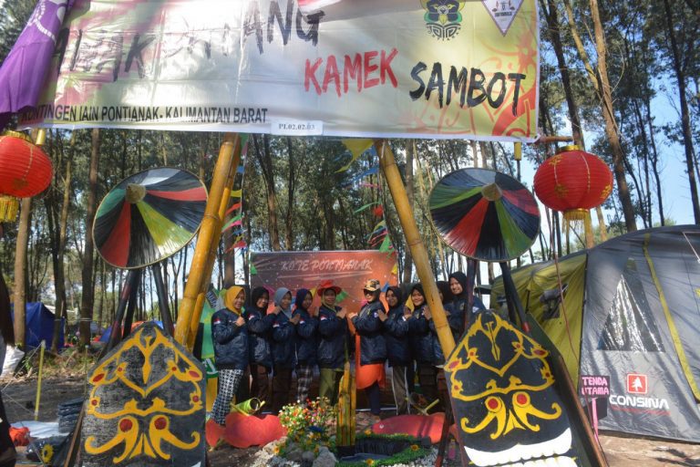 Tenda Kontingen IAIN Pontianak, Tampilkan Kekayaan Budaya Kalimantan Barat