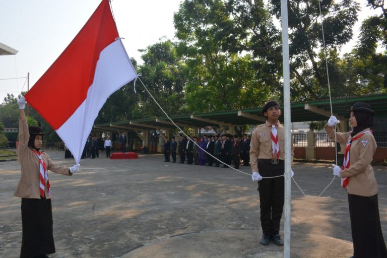 Upacara Ulang Tahun Ke-73 Republik Indonesia, 40 PNS IAIN Pontianak Terima Penghargaan Presiden