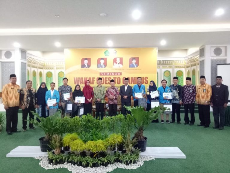 Mahasiswa Fakultas Syariah IAIN Pontianak Borong Juara Lomba Artikel Wakaf Kemenag Kalbar