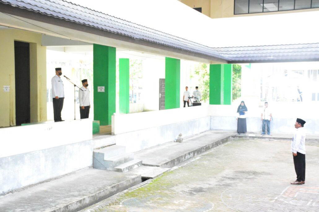 Laksanakan-Apel-Pagi-Perdana-di-Tahun-2022-Karo-AUAK-IAIN-Pontianak-Sampaikan-Hasil-Raker