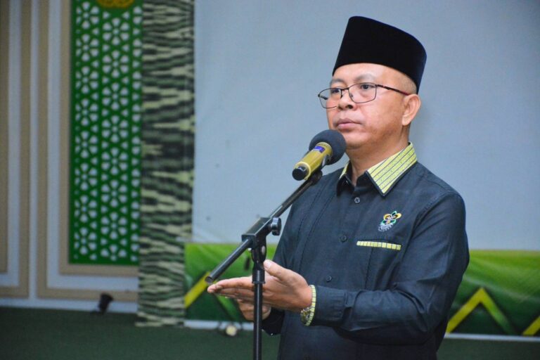 Pelantikan PNS dan Pejabat Fungsional, Rektor IAIN Pontianak Pinta Tingkatkan Kinerja