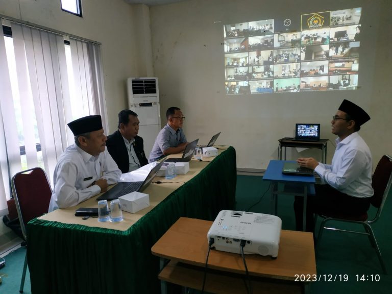 Pelaksanaan Ujian Seleksi Dosen CPNS di IAIN Pontianak: Integrasi Sistem Online dan Offline