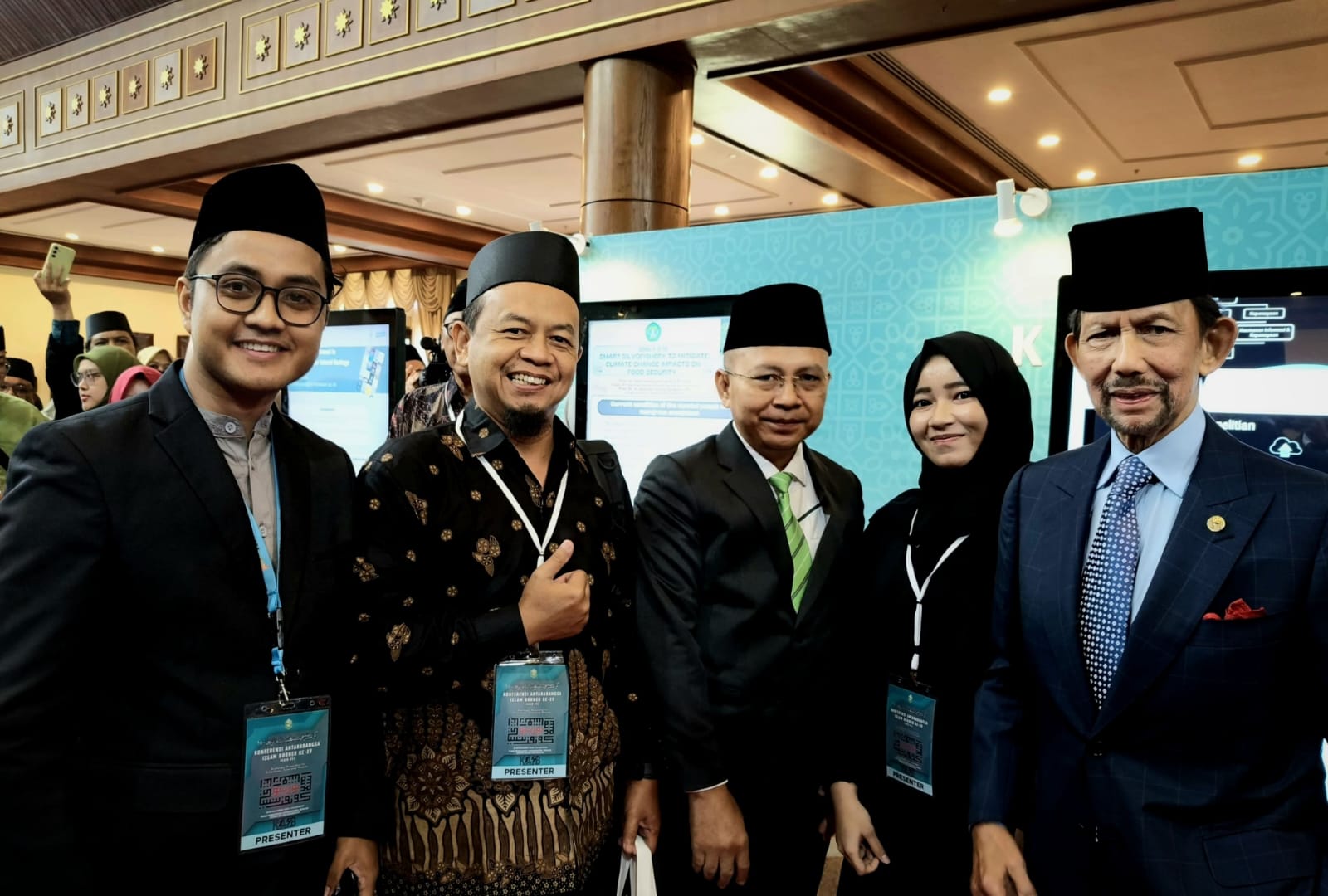 Rektor, Dosen dan Mahasiswa IAIN Pontianak Ikuti KAIB XV dan MoU di ...